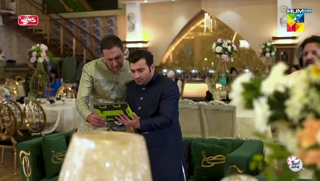 Ambulance Mein Dulha Aur Dulhan...! #ayezakhan #danishtaimoor - Chand Tara - FLO Digital