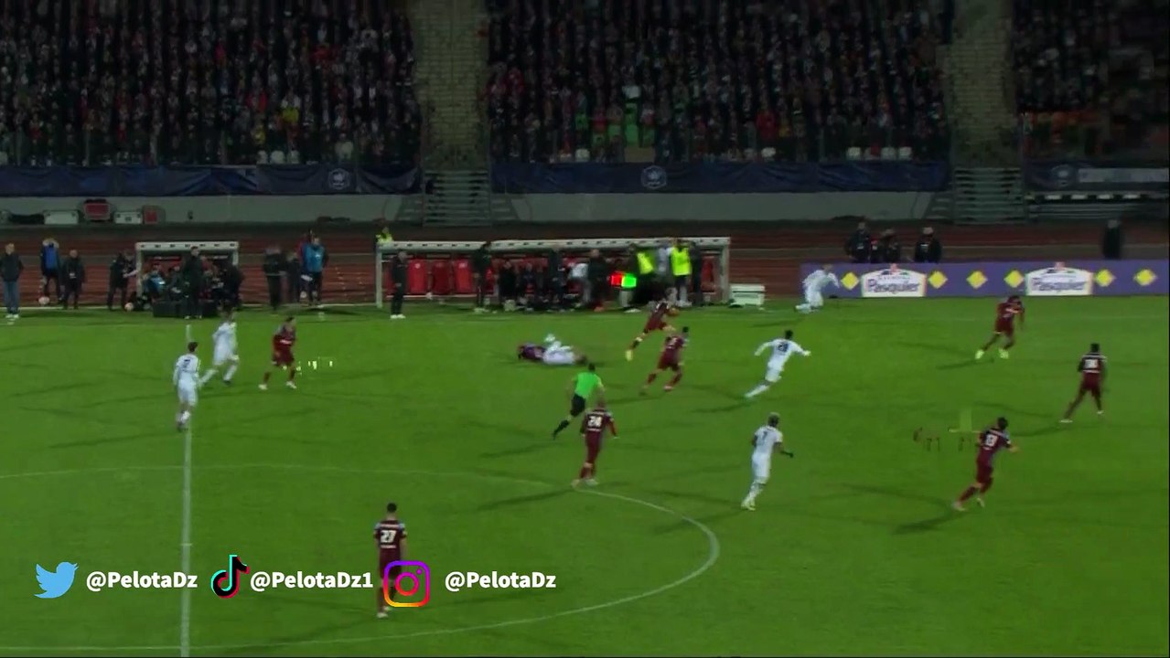 Buuuuuut Fares Chaibi face à Annecy