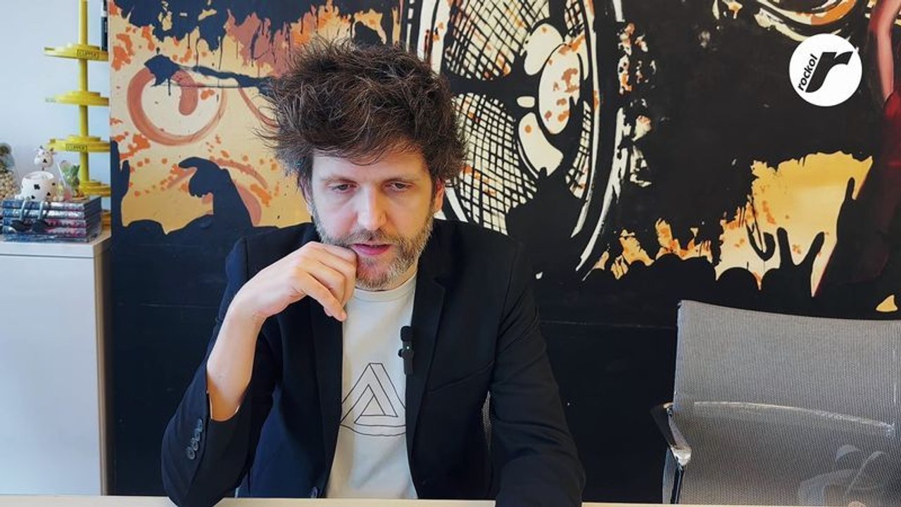 Dente racconta il nuovo album "Hotel Souvenir"