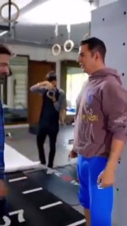 Akshay Kumar Make April Fool | Akshay Kumar Prank