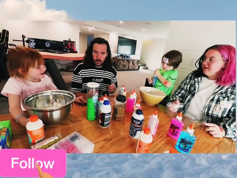 ADLEY'S SLiME SHOP!! and Adley is the BOSS!  Making a play pretend craft store with Alli Niko & Dad