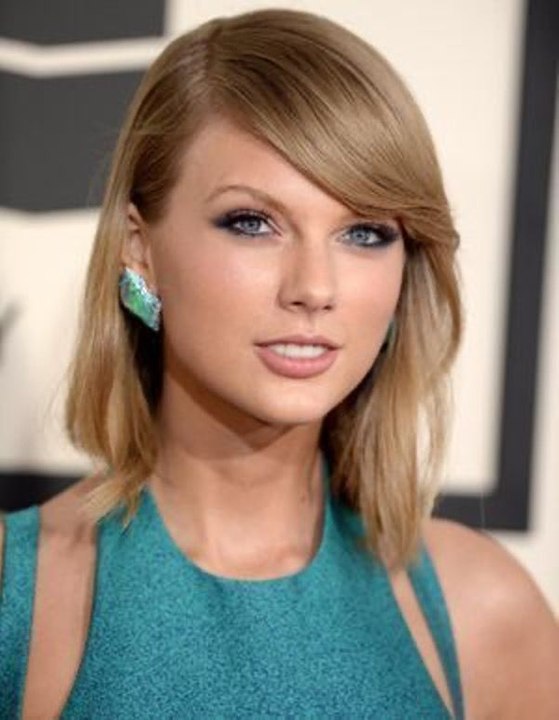 Bio : Taylor Swift