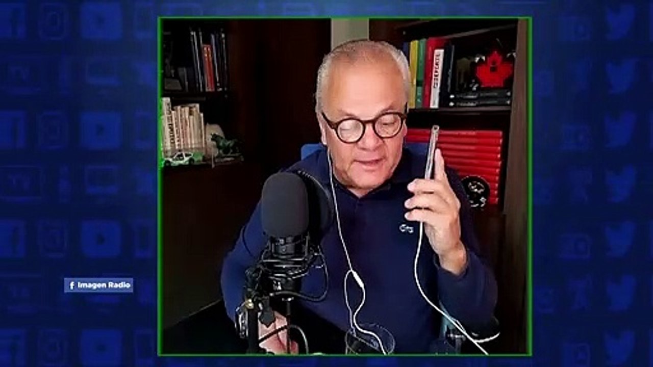 Santi Giménez y Feyenoord vencen a la Roma