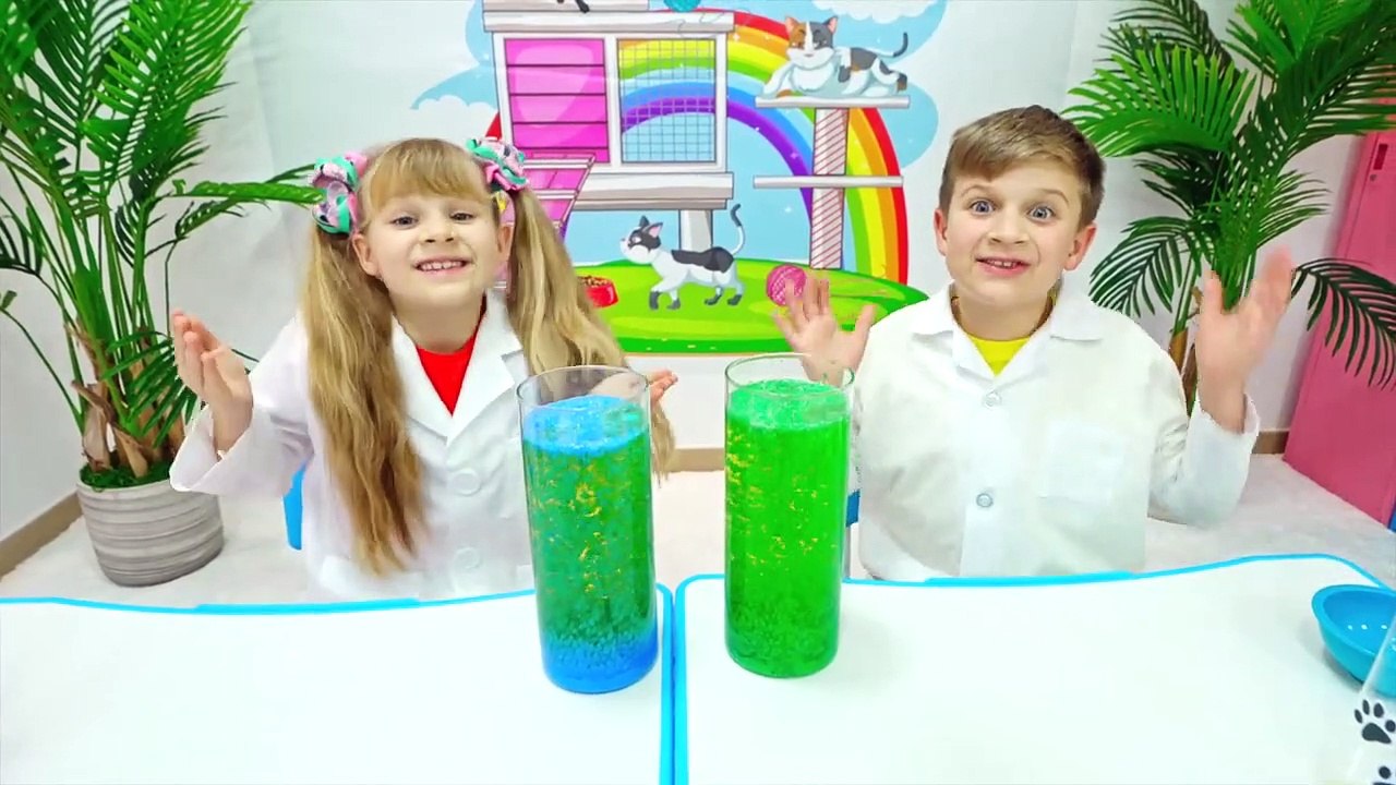 Kids Entertainment Show Diana and Roma At The Cat School