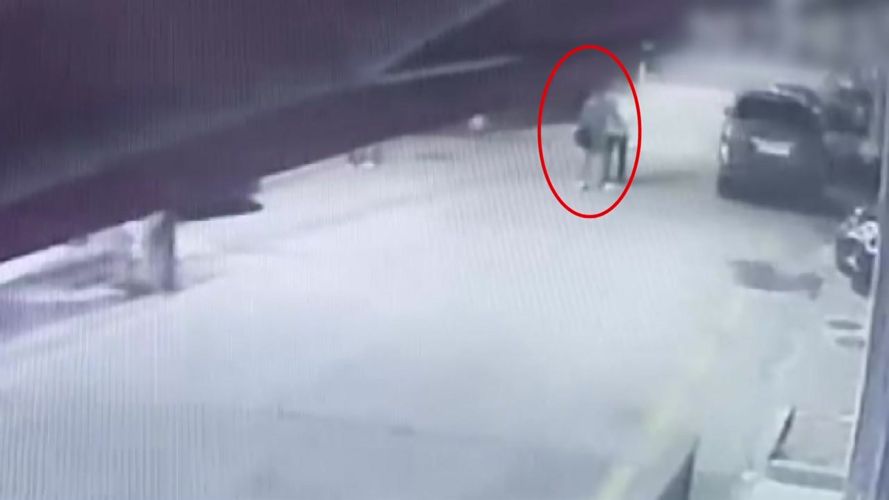 [단독] 처음 본 남성 10분 폭행한 고등학생...피해자 중상 / YTN