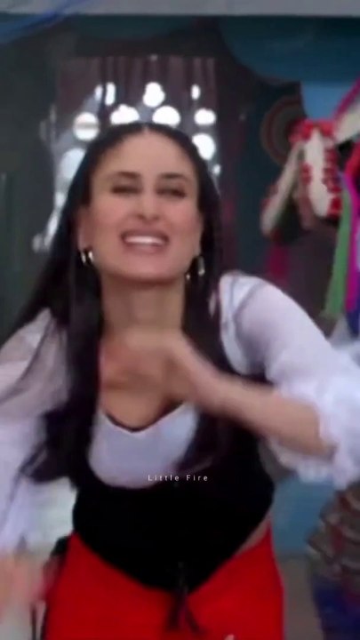 Ye Ishq Hai -- Jab We Met -- Full Screen Status -- Hindi Song Status -- Kareena Kapoor,Shahid Kapoor