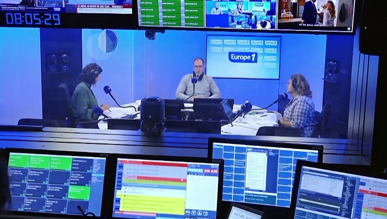 Pourquoi les rois et reines mettent-ils une couronne ?