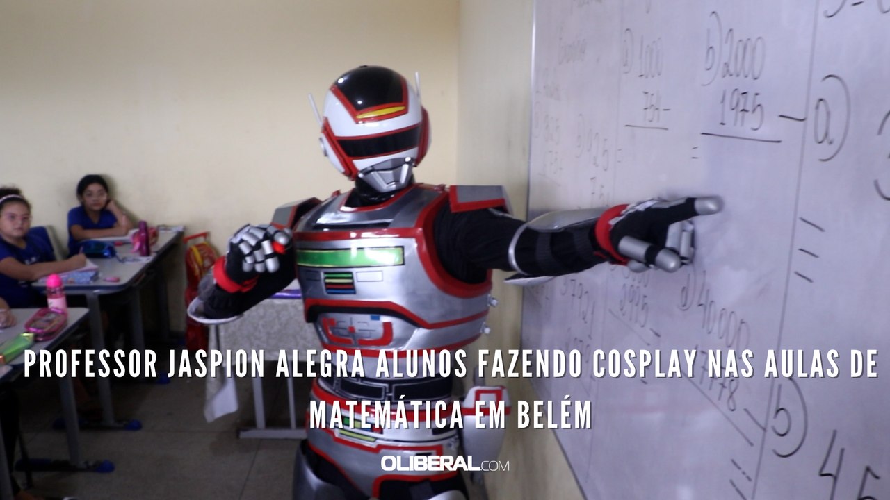 Professor Jaspion alegra alunos fazendo cosplay nas aulas de Matemática em Belém