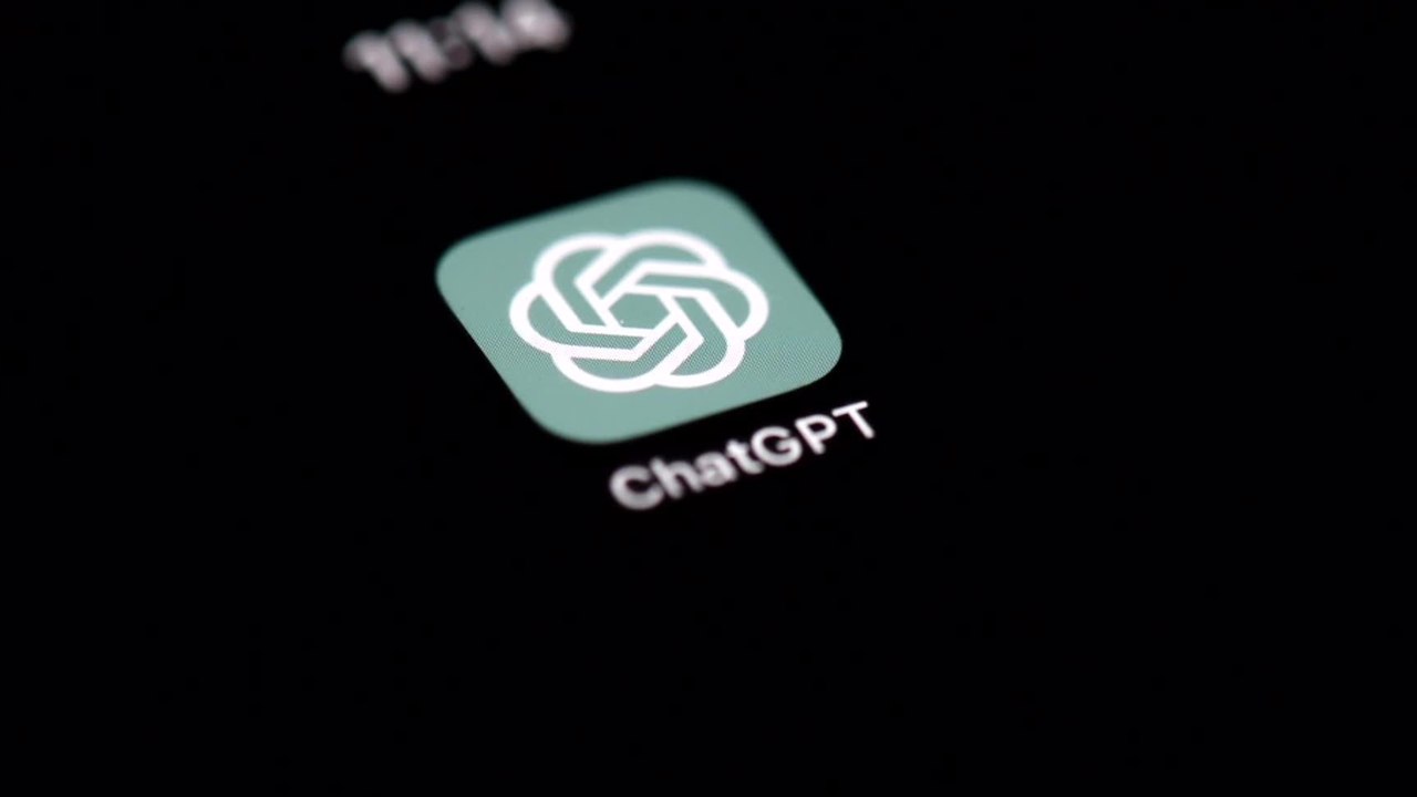 Avec 20 dollars sur ChatGPT, cet artiste crée sa crypto et devient (presque) millionnaire