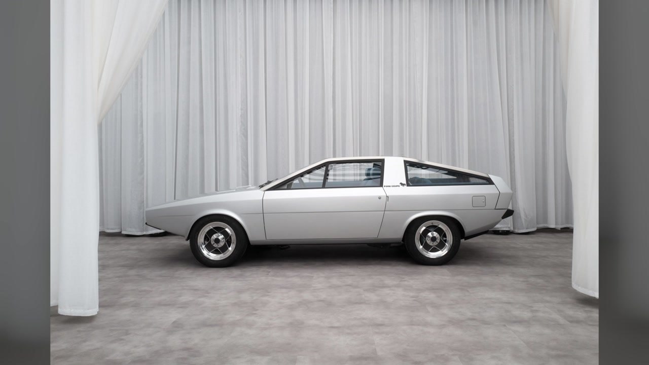 [기업] 현대차, '포니 쿠페' 49년 만에 복원 모델 공개 / YTN