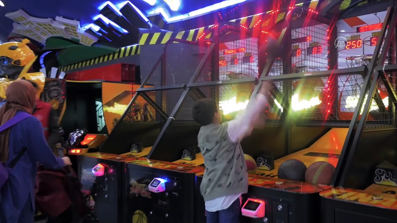 ANKARA - Depremin yaraları GSB yurtlarında sarılıyor