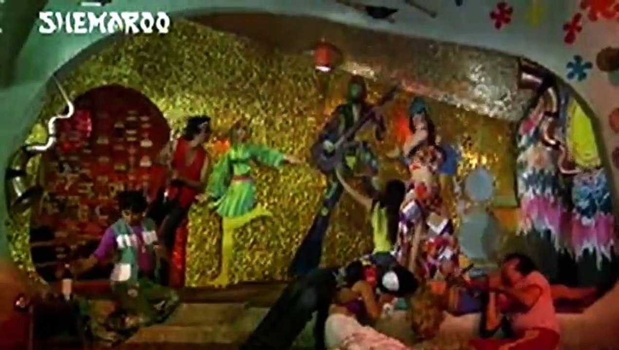 Peene Ke Baad Aati /1976 Bullet/	Asha Bhosle