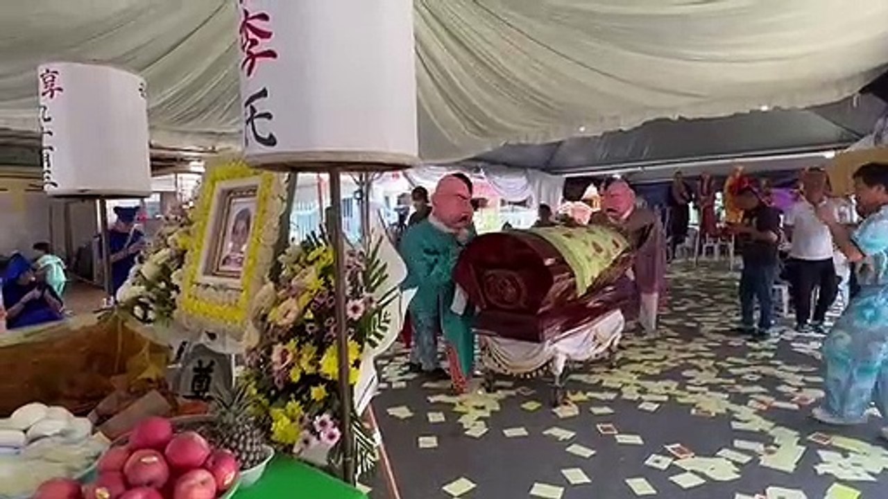 西游记人物送殡 “哭童” 灵堂表孝心