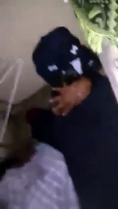 Membros do PCC matam rival do CV e gravam execução