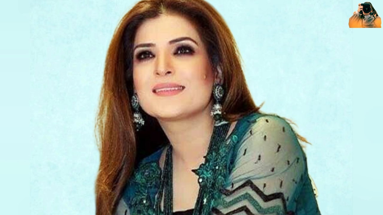 Resham Khan Trolled On Her Recent Dance Video| duaymyworld186