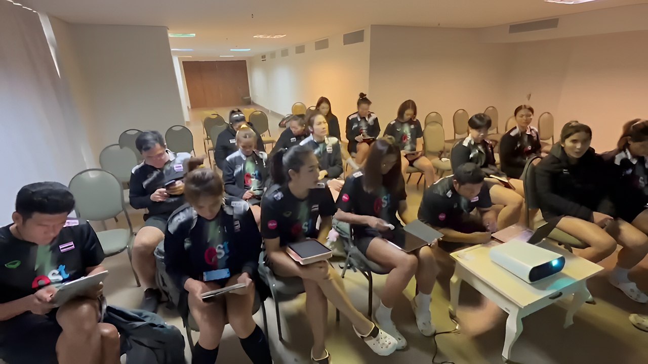 "วอลเลย์บอลสาวไทย" ประชุมเข้มแก้ข้อผิดพลาด ก่อนดวล เยอรมนี ศึก "VNL2023"