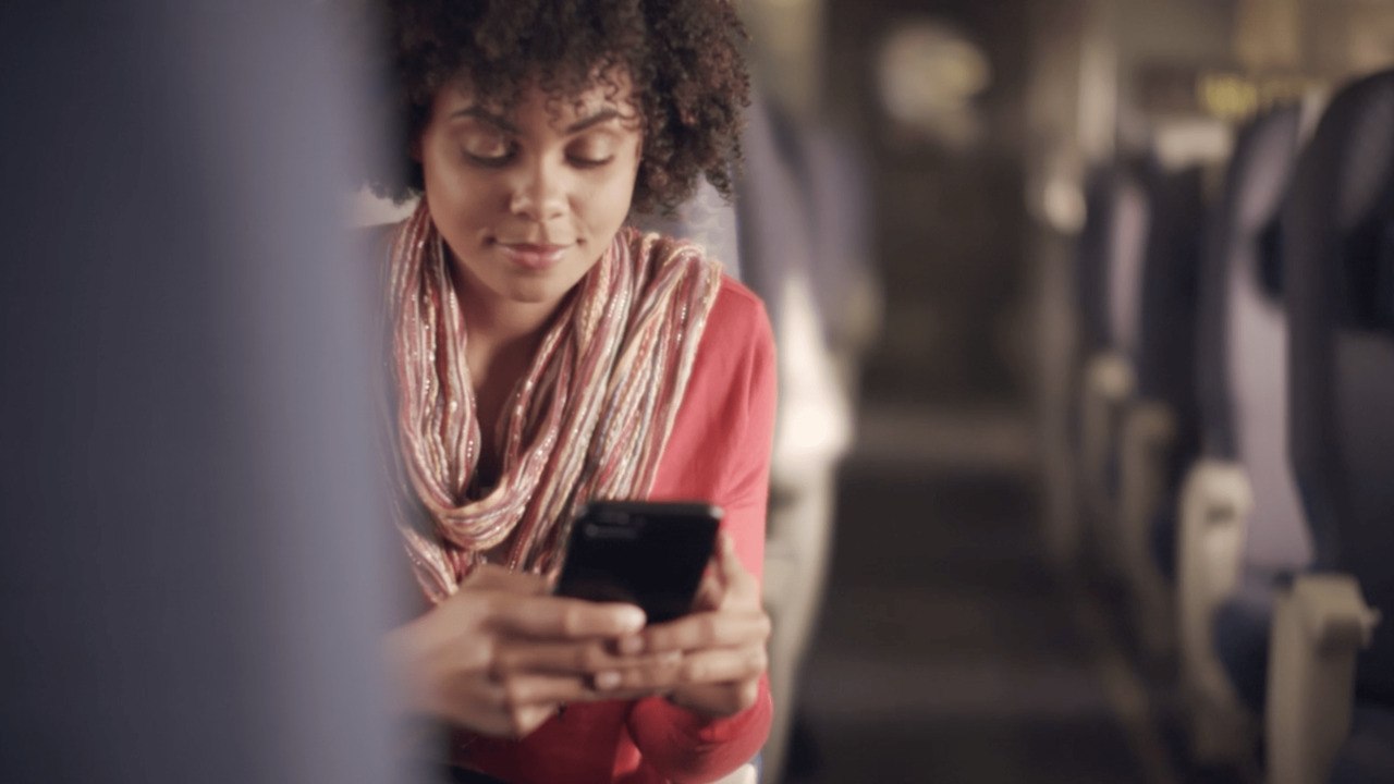 What Really Happens When You Don't Turn Off Your Cell Phone on a Plane?