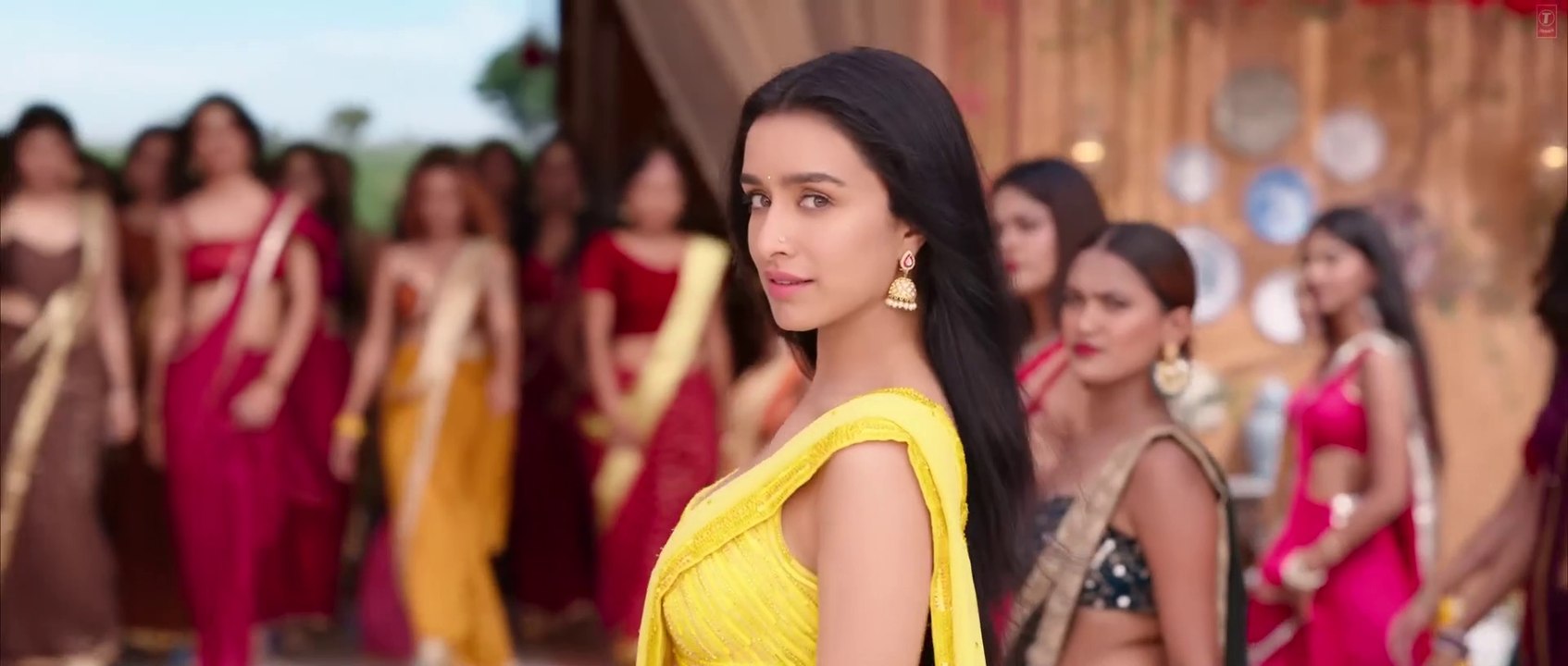 Show Me The Thumka (Song) Tu Jhoothi Main Makkaar -Ranbir,Shraddha-Pritam-Sunidhi,Shashwat-Amitabh B