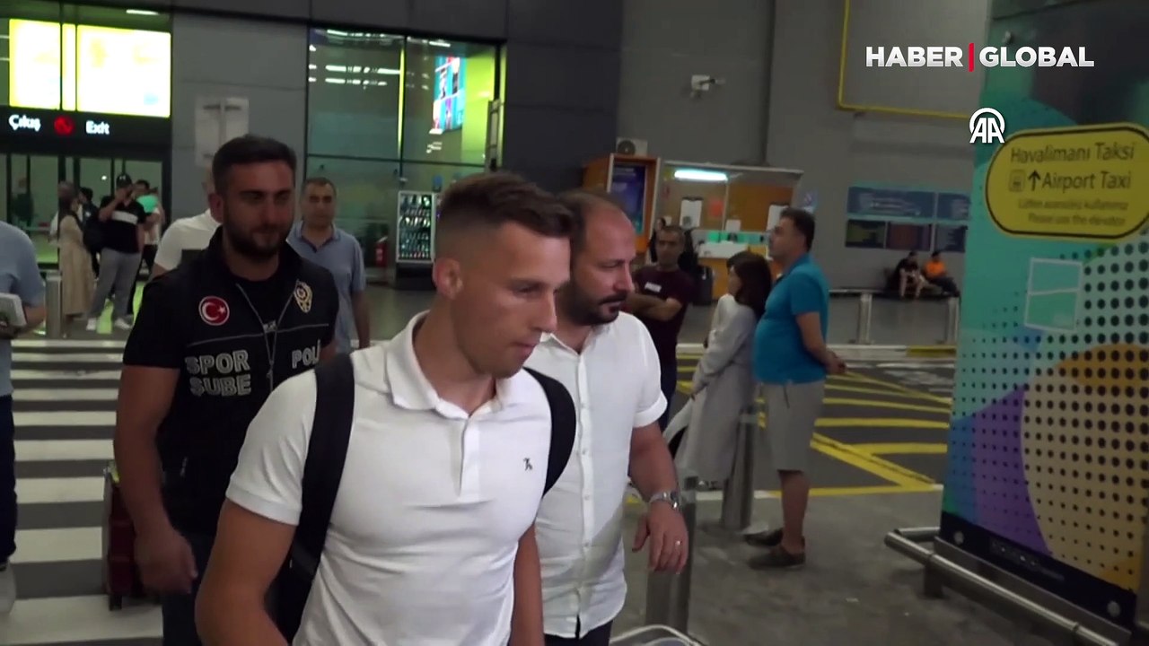 Trabzonspor'un yeni transferi Orsic, İstanbul'da