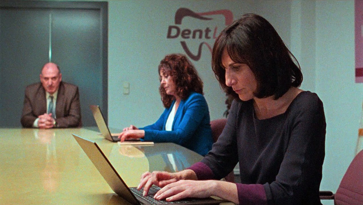 Que nadie duerma | movie | 2017 | Official Trailer