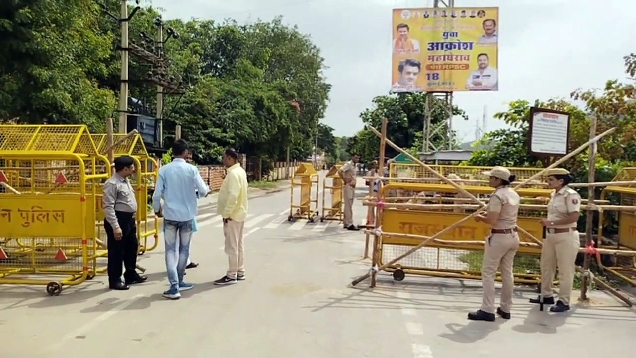 वीडियो... RPSC पेपर लीक के विरोध में युवा महाआक्रोश रैली, अब शुरू होगा मार्च, आरपीएससी के बाहर बढ़ी सुरक्षा