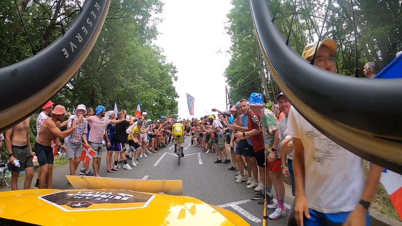 Inside Teams: Meet Vingegaard – TDF CLUB Exclusive 🚴‍♂️