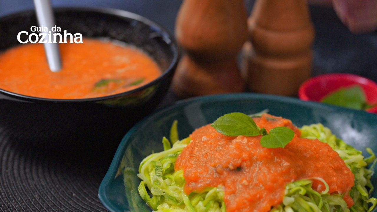 Espaguete de abobrinha: inove na segunda sem carne