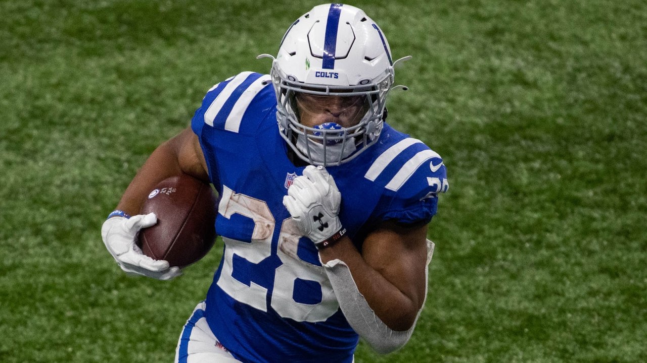 Jonathan Taylor Requests Trade From Indianapolis Colts