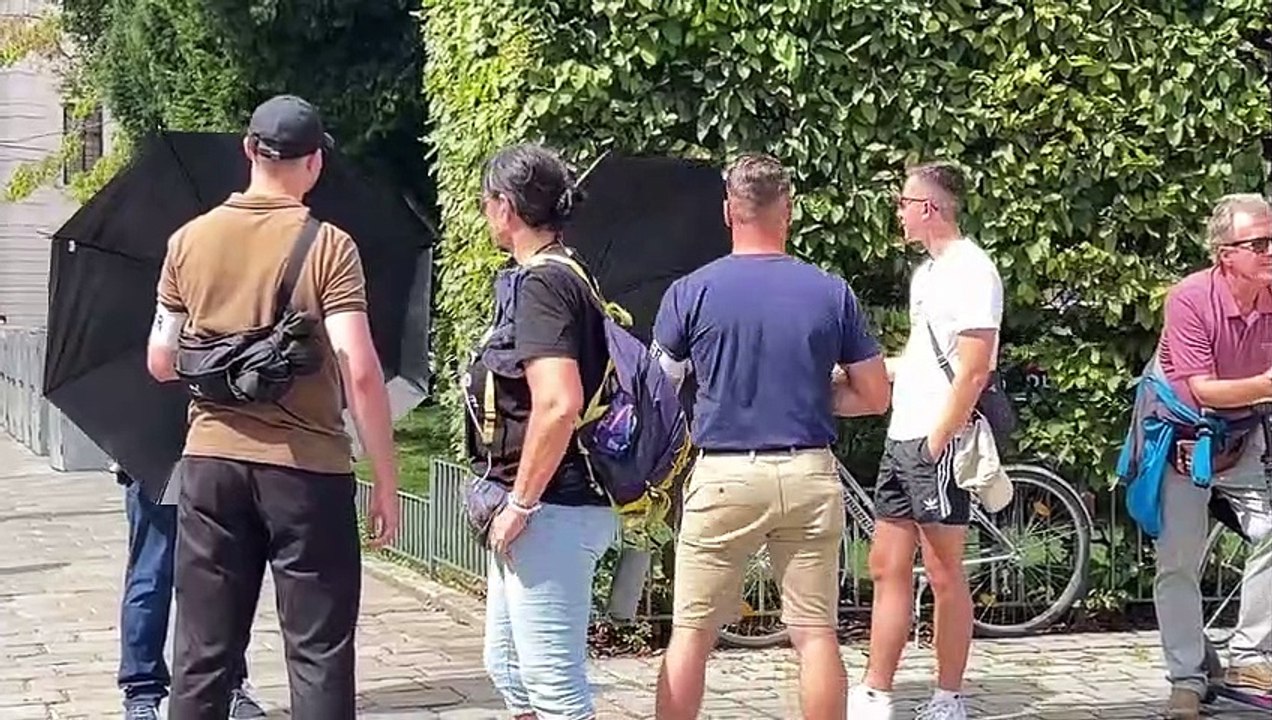 Angriffe auf Medien – ORF braucht bei Demo 2 Bodyguards