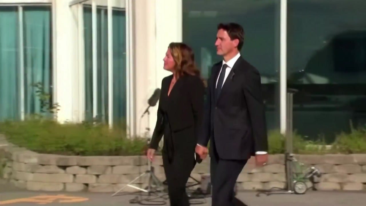 트뤼도 캐나다 총리, 결혼 18년 만에 이혼..."사랑·존중하는 가족으로 남을 것" / YTN