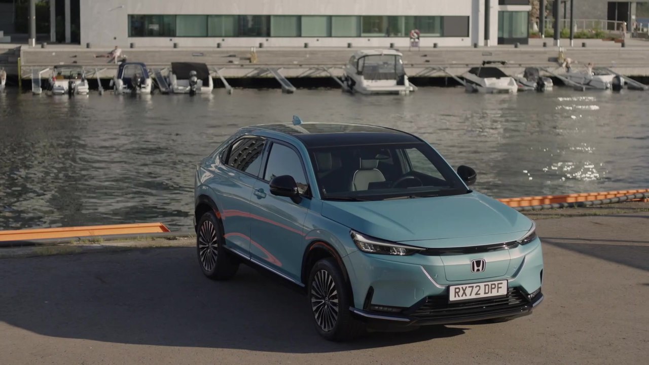 Der neue vollelektrische Honda e:Ny1 - uf der sicheren Seite - Fortschrittliche passive und aktive Systeme unterstĂŒtzen und schĂŒtzen im Alltag