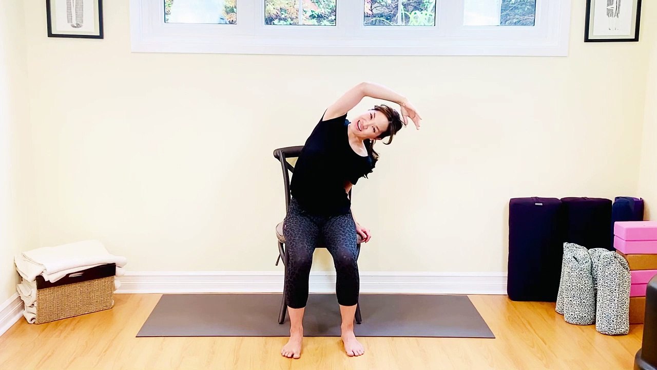 Gentle 30-Minute Chair Yoga: Ideal for Beginners and Seniors I Fit Mindss