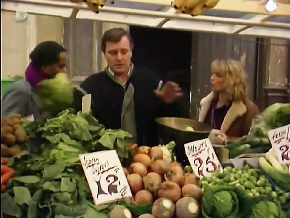 classic Eastenders (9 February 1988)