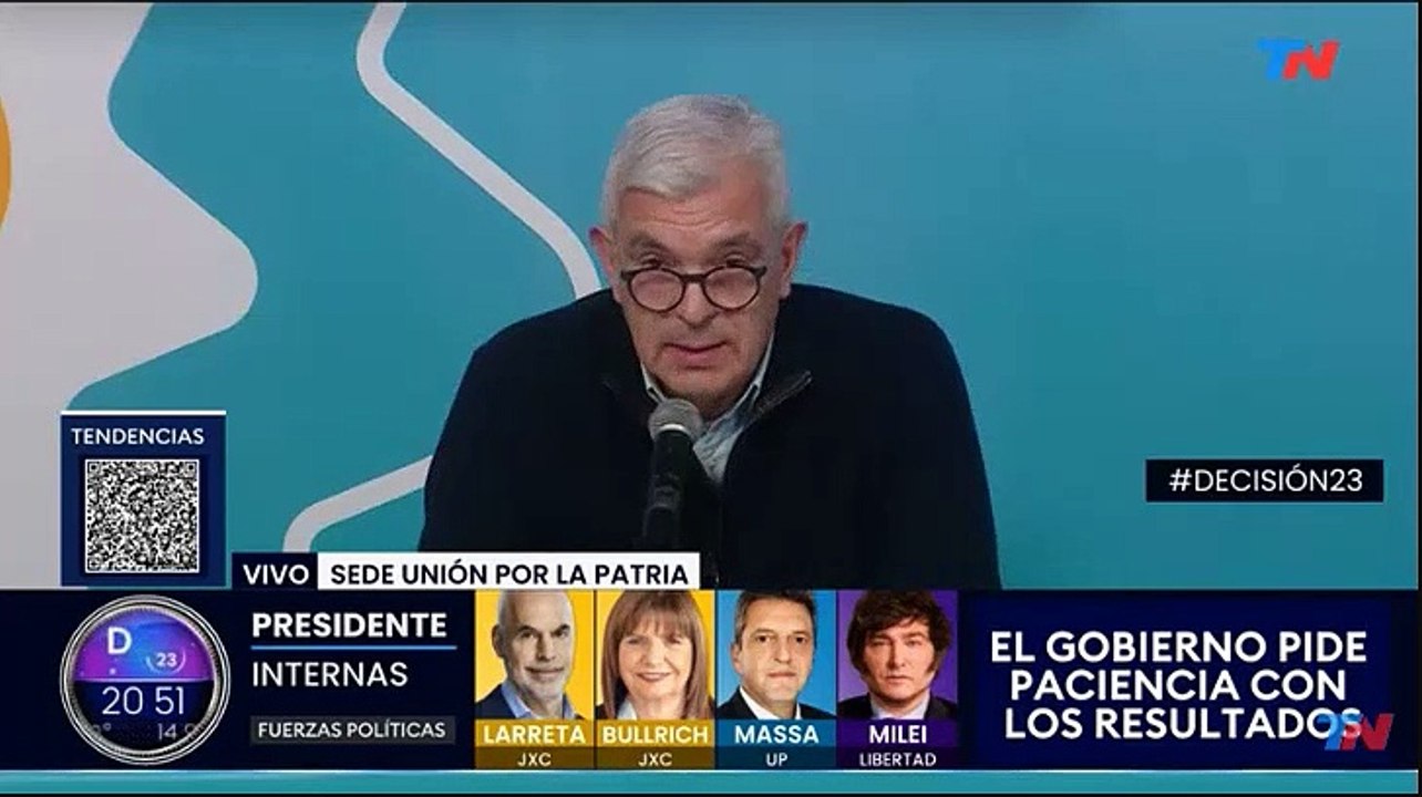 Julián Domínguez desde el búnker de UP