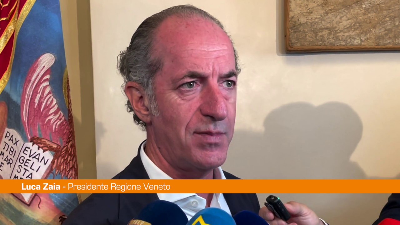 Zaia mostra il granchio blu "È un'invasione"