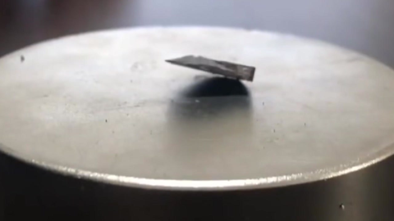 네이처 "LK-99 초전도체 아니라는 증거 나온 듯" / YTN