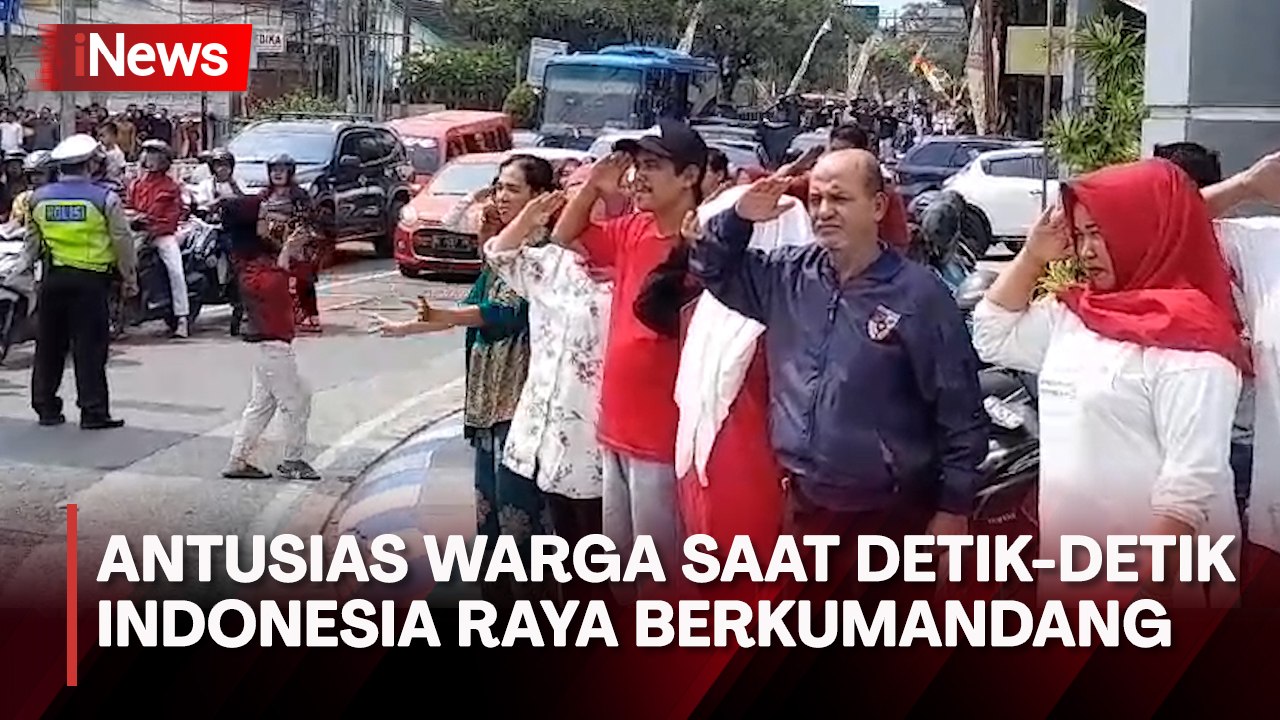 2 Pengamen Ikut Hormat di Simpang Empat Jambi saat Indonesia Raya Berkumandang