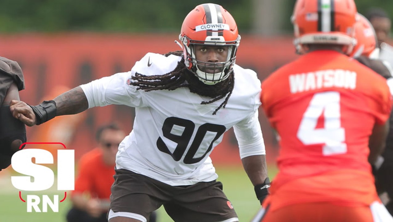 Ravens Signing Pass Rusher Jadeveon Clowney, Per Report