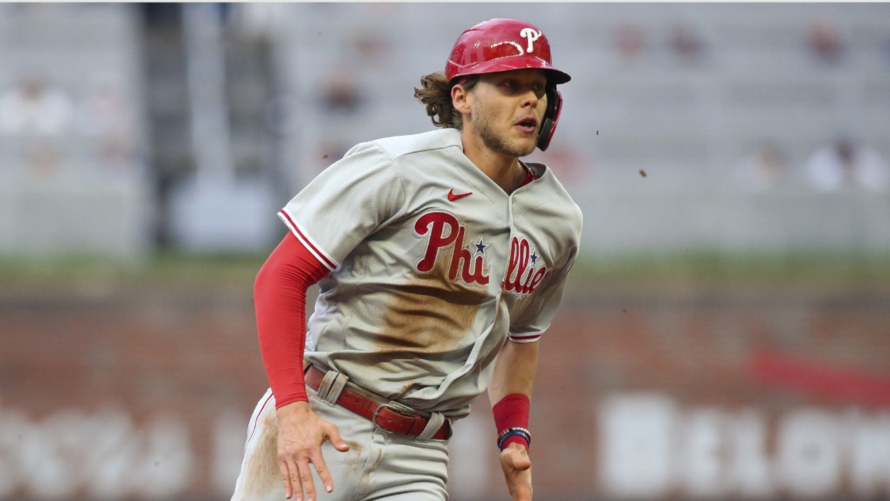 Giants vs. Phillies: Rookie Debut in High-Stakes Game - Phillies Pitching Advantage?