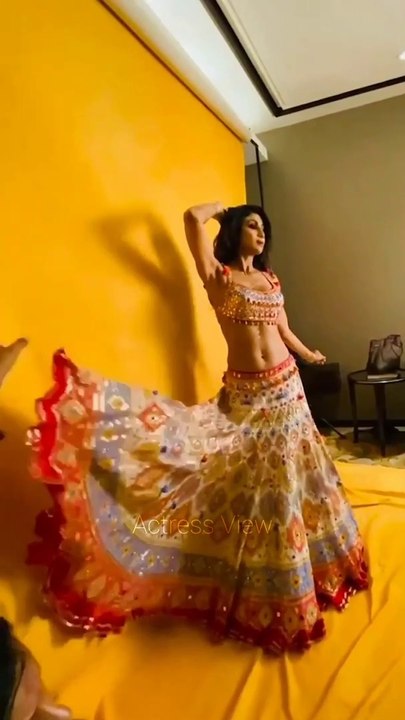 Shilpa Shetty Hot Photoshoot Compilation | Actress Shilpa Shetty Bikini Video | Bollywood Actress Shilpa Shetty Beautiful Saree Photography Video | Shilpa Shetty Latest Fashion Looks edit video