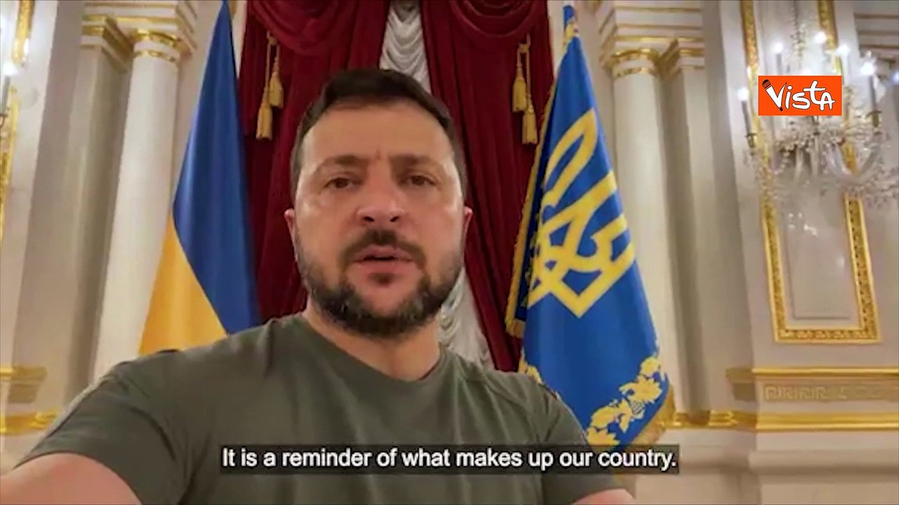Zelensky: "L'Ucraina deve prevalere"