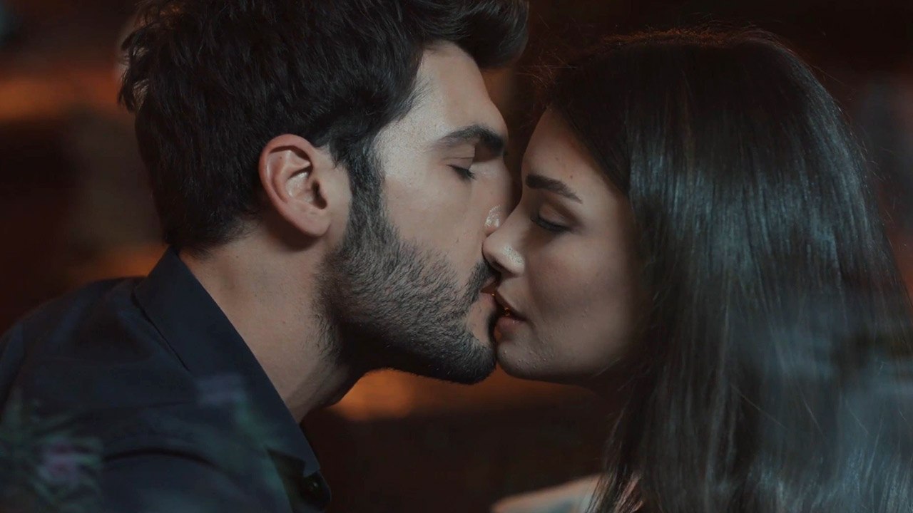 My Left Side | Episode 7 (Urdu Dubbed) | Sol Yanım