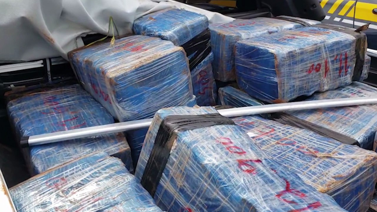 PRF apreende grande quantidade de entorpecentes na BR-277