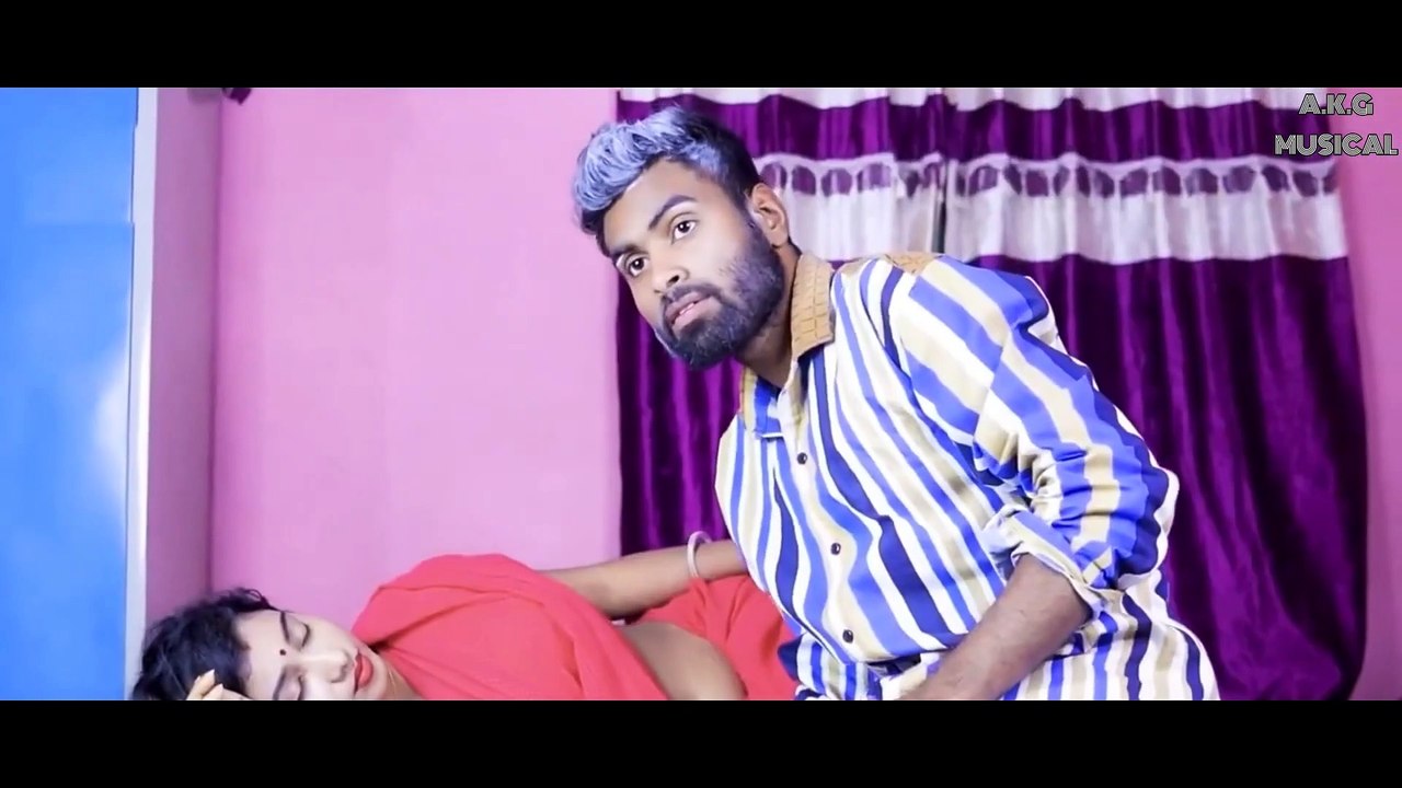 Sasur And Bahu Romantic Love Story Indian | Sasur Ne Bahu Ko Pela Video | AkgMusical