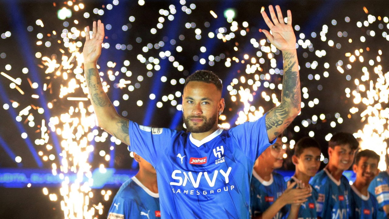 ¿Qué Está Pasando con el Agua en la Liga Saudí? 💧