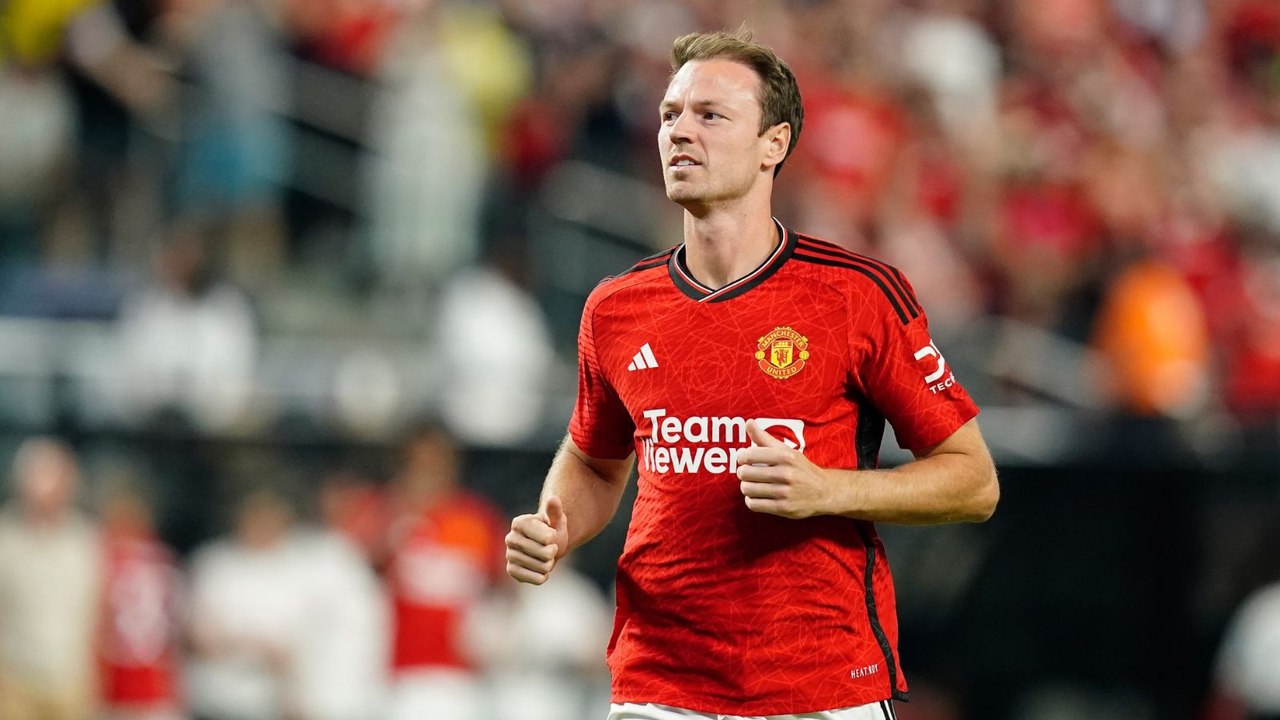 Manchester United Experiences Significant Drop In Share Price