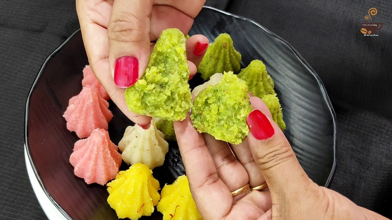 Coconut Modak in 4 flavours without food colour | नारियल के मोदक | कोकोनट मोदक | गणेश चतुर्थी |, nariyal ke modak kaise banate hain, modak kaise banate hain, modak recipe,