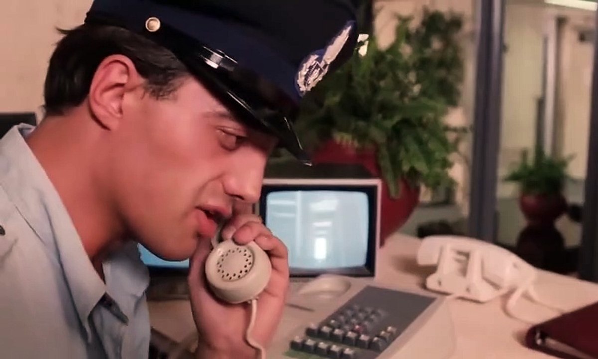 Demonios 2 (1986)  - Película de terror completa en español