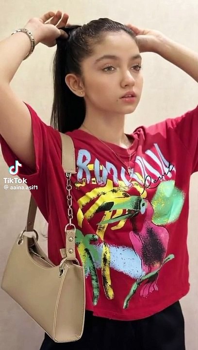 Aina asif dressing style