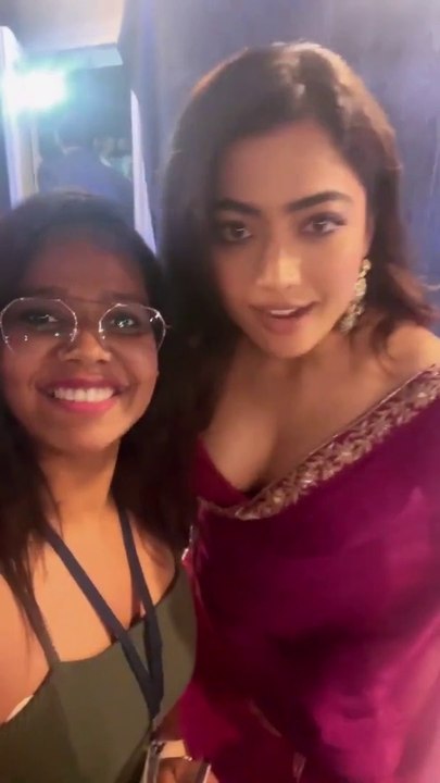Rashmika Mandanna Cute❤❤ in Awards #umang2022